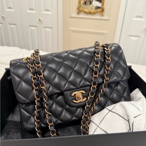 Rare Chanel Small Classic Flap – Black Lambskin with ROSE GOLD Hardware - Picture 1 of 17